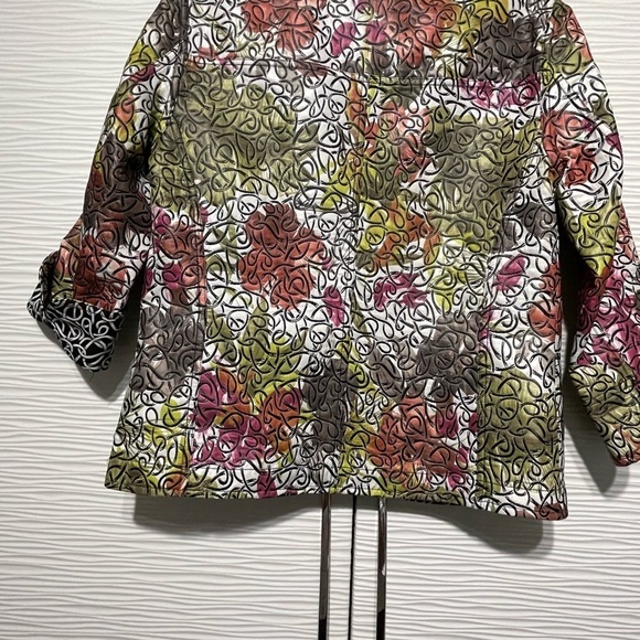 CHICOS SIZE S REVERSIBLE JCKT BLACK & WHITE SWIRL ONE SIDE & PINK & GREENREVERSE - Picture 8 of 8